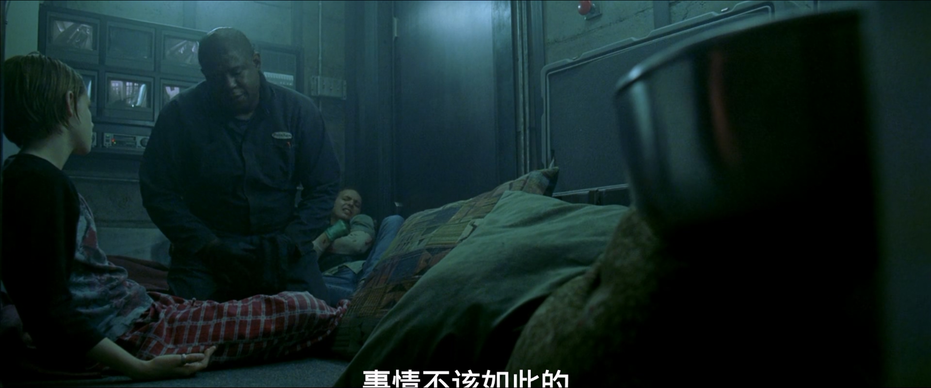 战栗空间.房不胜防.Panic Room.2002.BluRay 1080p x265 10bit AAC-5.1国英双语 内封特.jpg