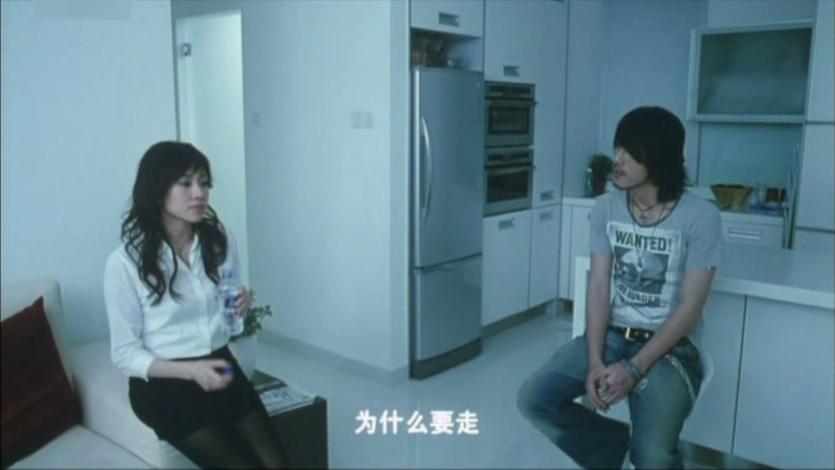 安娜与安娜.mkv_20250204_100157.130.jpg