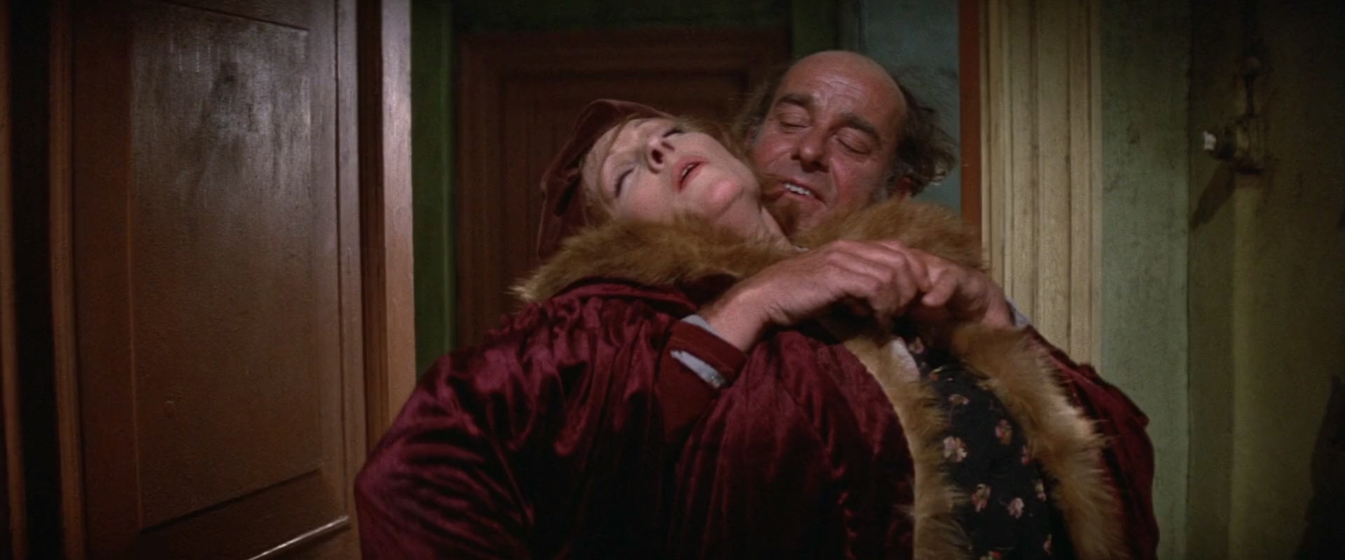 雌雄莫辨Victor.Victoria.1982.1080p.BluRay.x264.AAC5.1-hclg.mkv_20250208_134612.600.jpg