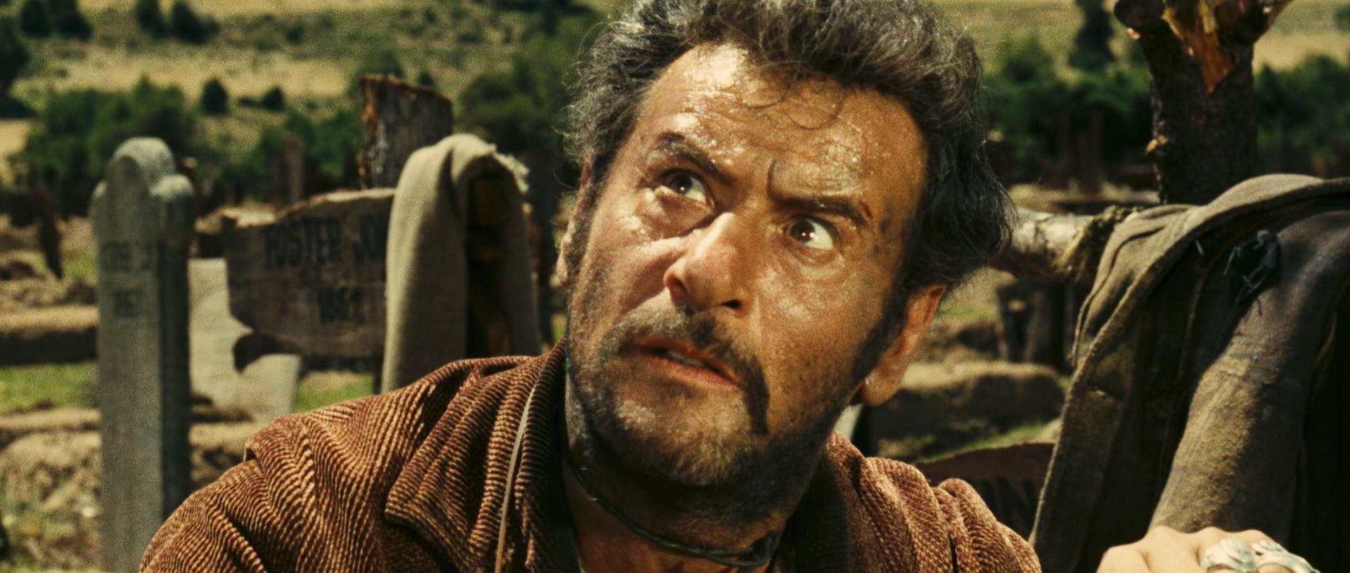 黄金三镖客.The.Good.the.Bad.and.the.Ugly.1966.BluRay.1080p.x265.10bit.2Audio.MNH.jpg