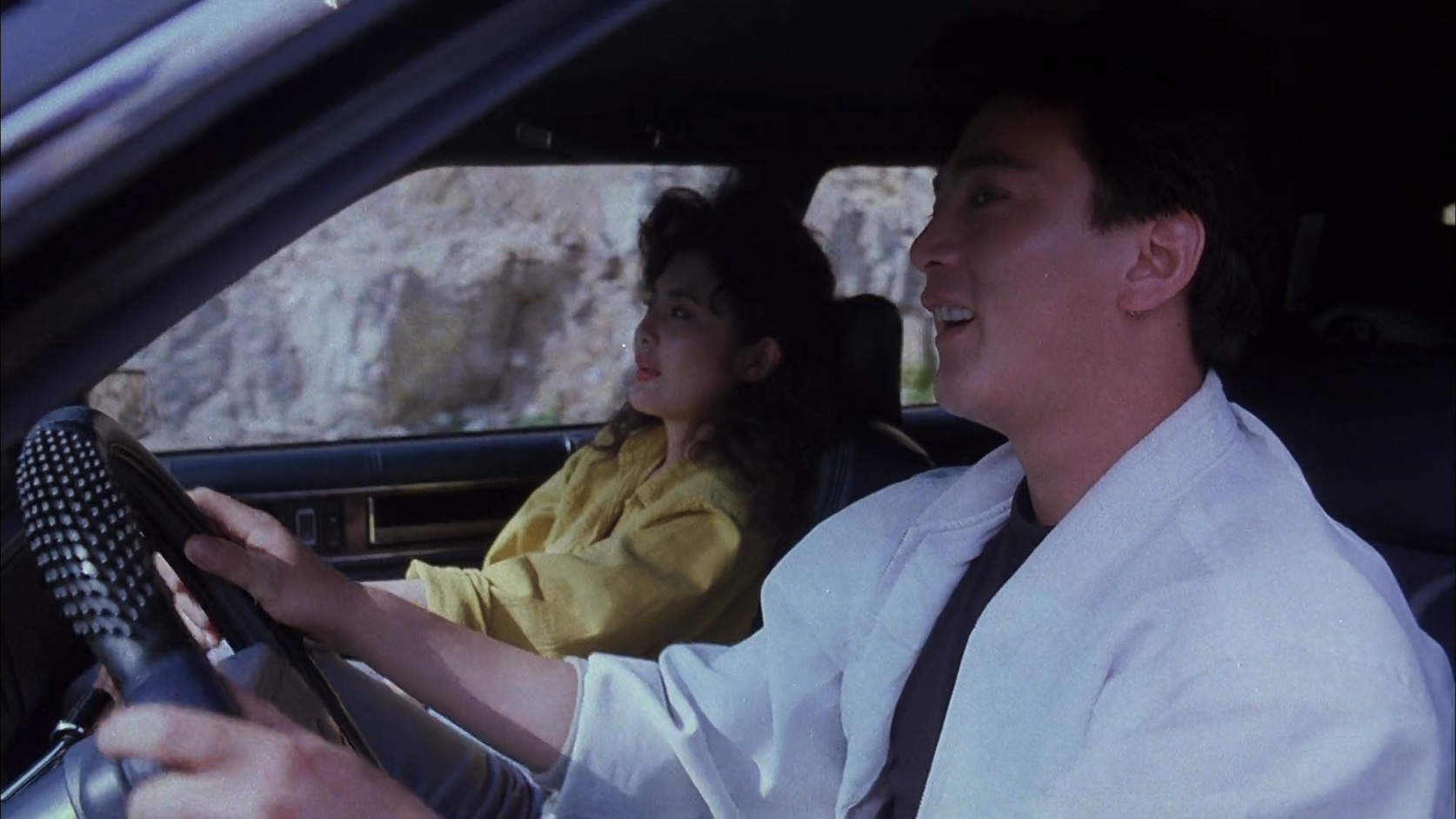带枪的歌女.mkv_20250302_114135.469.jpg