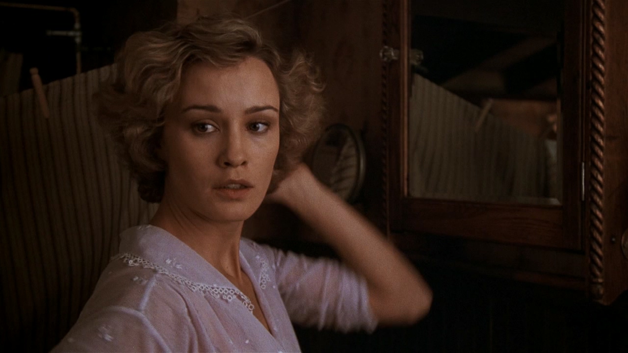 The.Postman.Always.Rings.Twice.1981.720p.BluRay.DTS.x264-AMIABLE.mkv_20250304_21.jpg