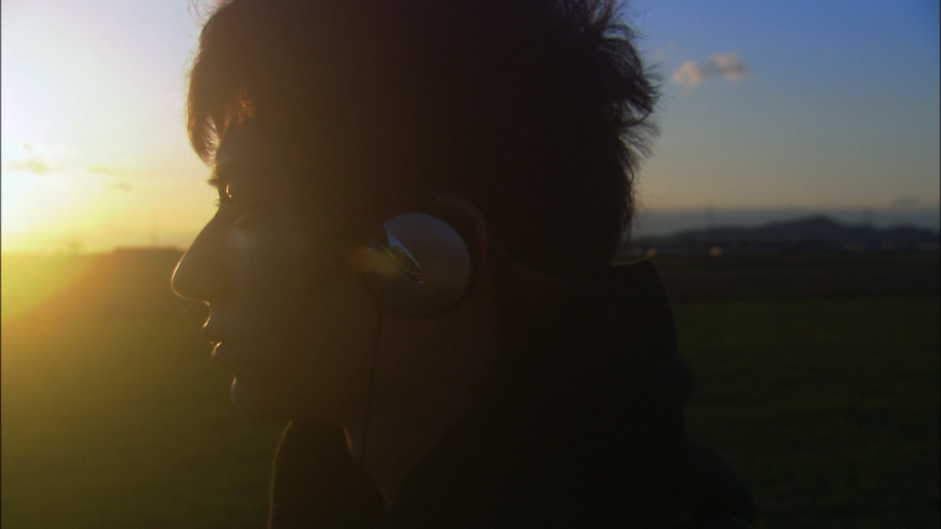 All.About.Lily.Chou-Chou.2001.1080p.BluRay.x264-WiKi.mkv_20250306_224550.780.jpg