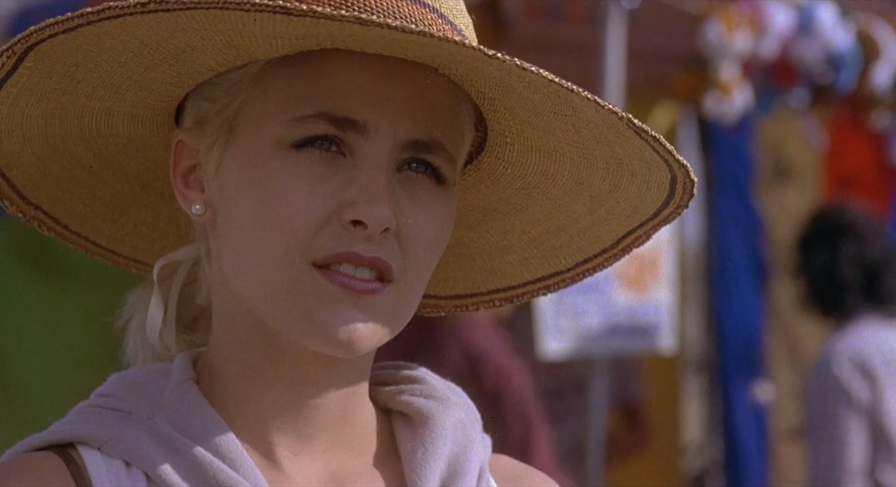 Two.Moon.Junction.1988.720p.BluRay.x264-SONiDO.mkv_20250307_190201.641.jpg