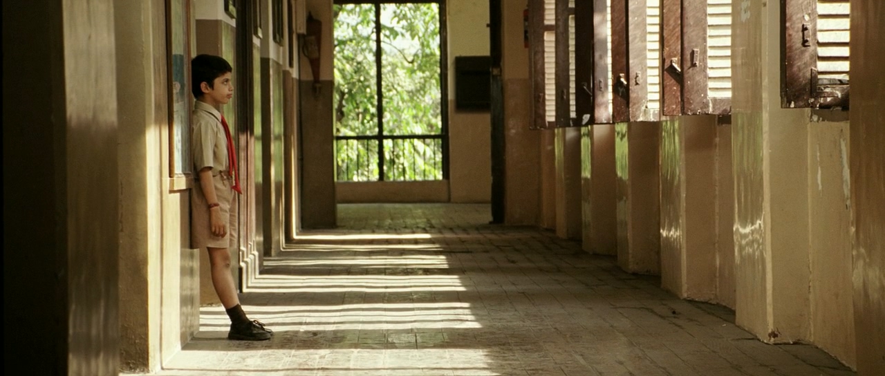 Taare.Zameen.Par.2007.BluRay.720p.DTS.x264-CHD.mkv_20250308_093841.727.jpg