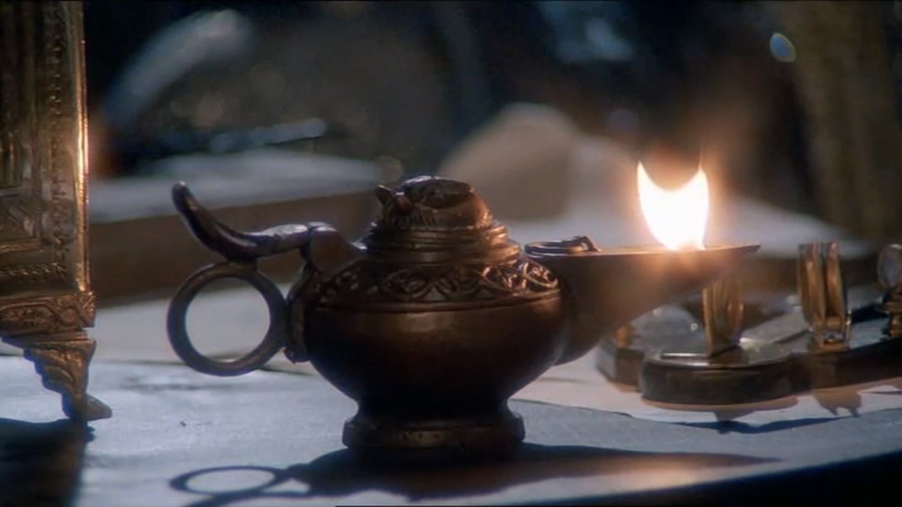 美女神灯.（法意德瑞1990）DVDRip.x264.mkv_20250309_100831.584.jpg
