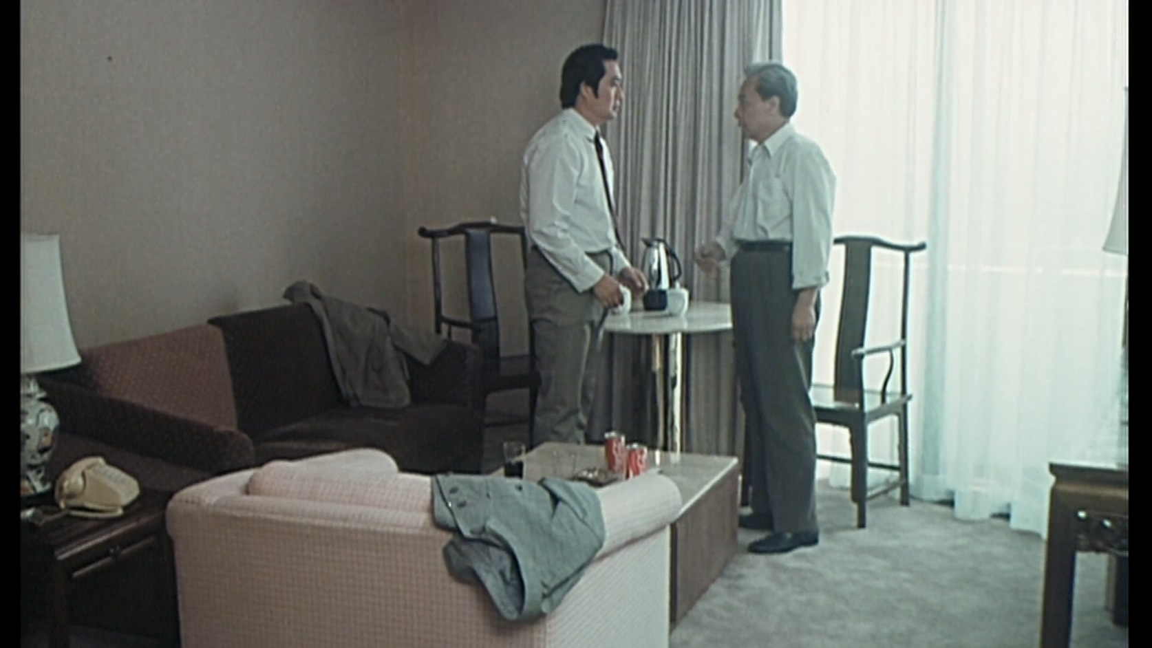 港湾不平静.mkv_20250310_111229.541.jpg