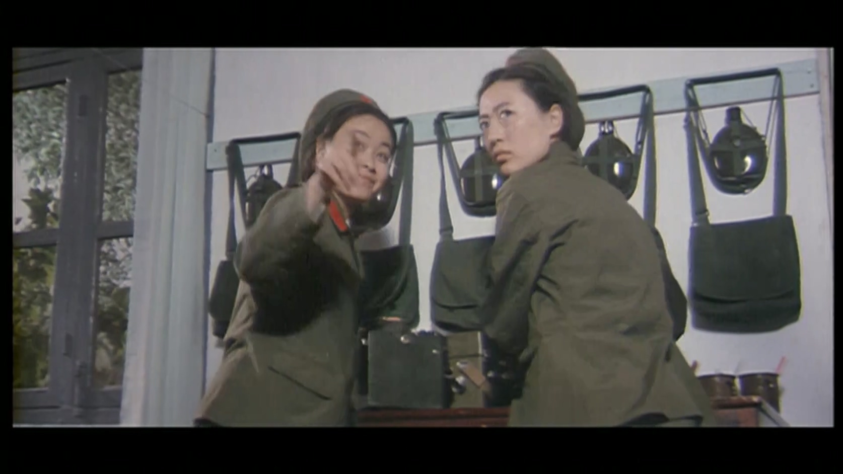 干杯，女兵们.MP4_20250312_104318.443.jpg
