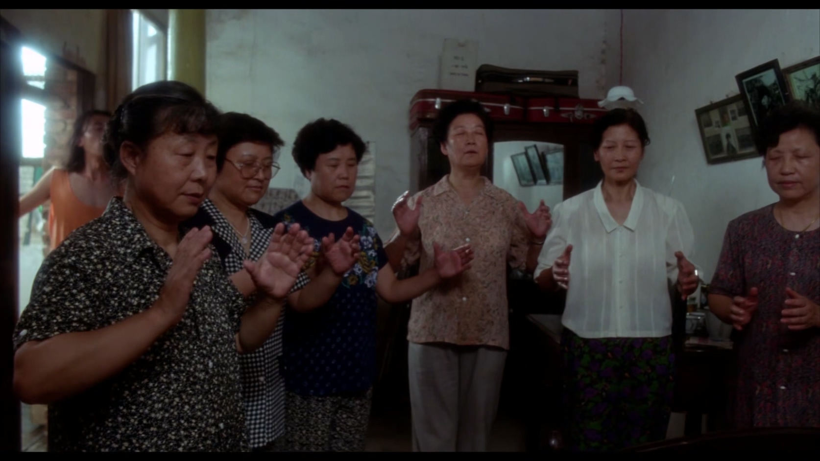红灯停，绿灯行.1996.1080P.H265.mp4_20250315_103433.769.jpg