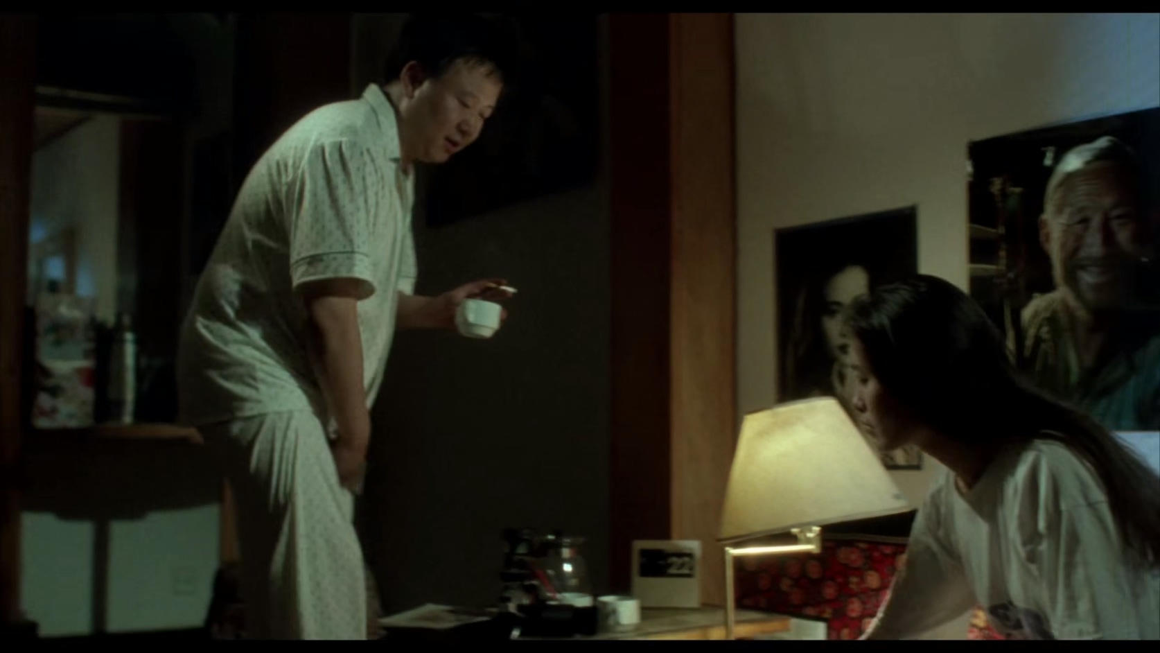 红灯停，绿灯行.1996.1080P.H265.mp4_20250315_103444.551.jpg