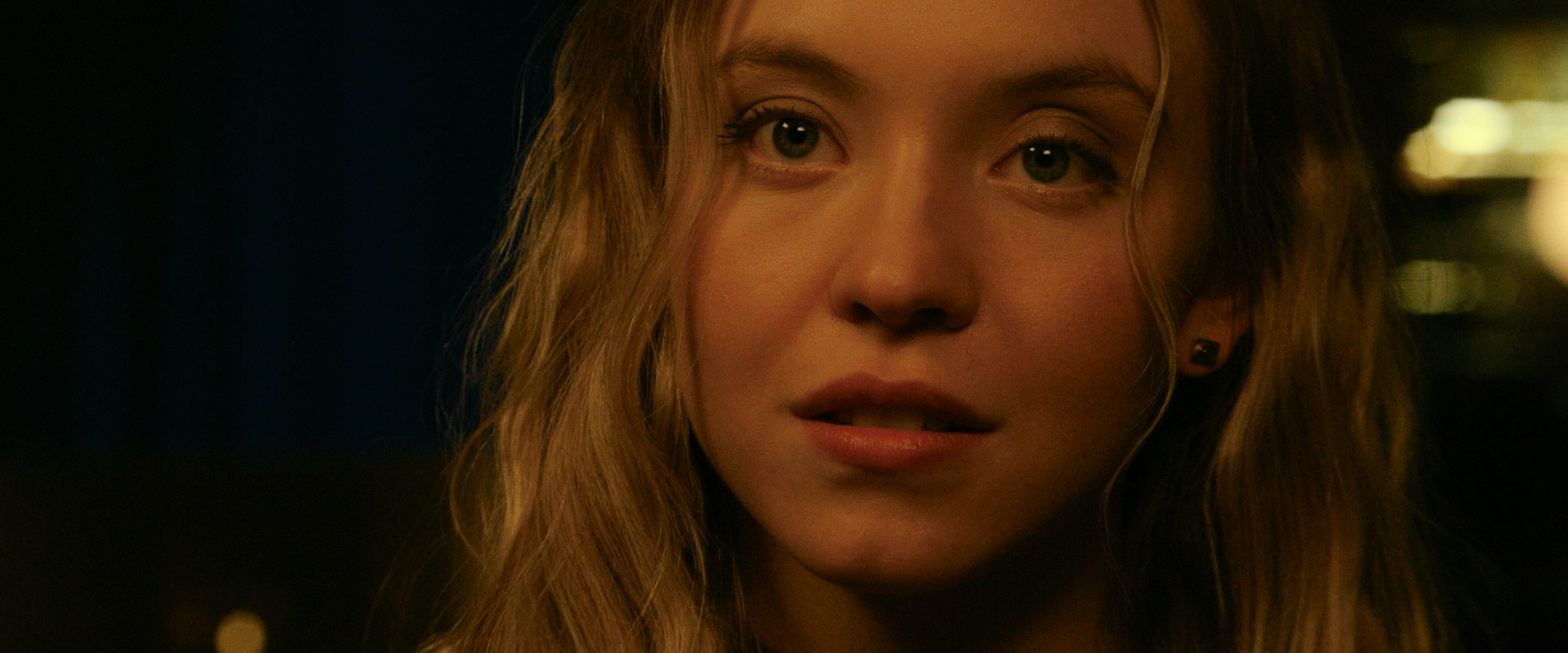 偷窥者.The.Voyeurs.2021.1080p.WEB.H264-TIMECUT.mkv_20250328_225420.309.jpg