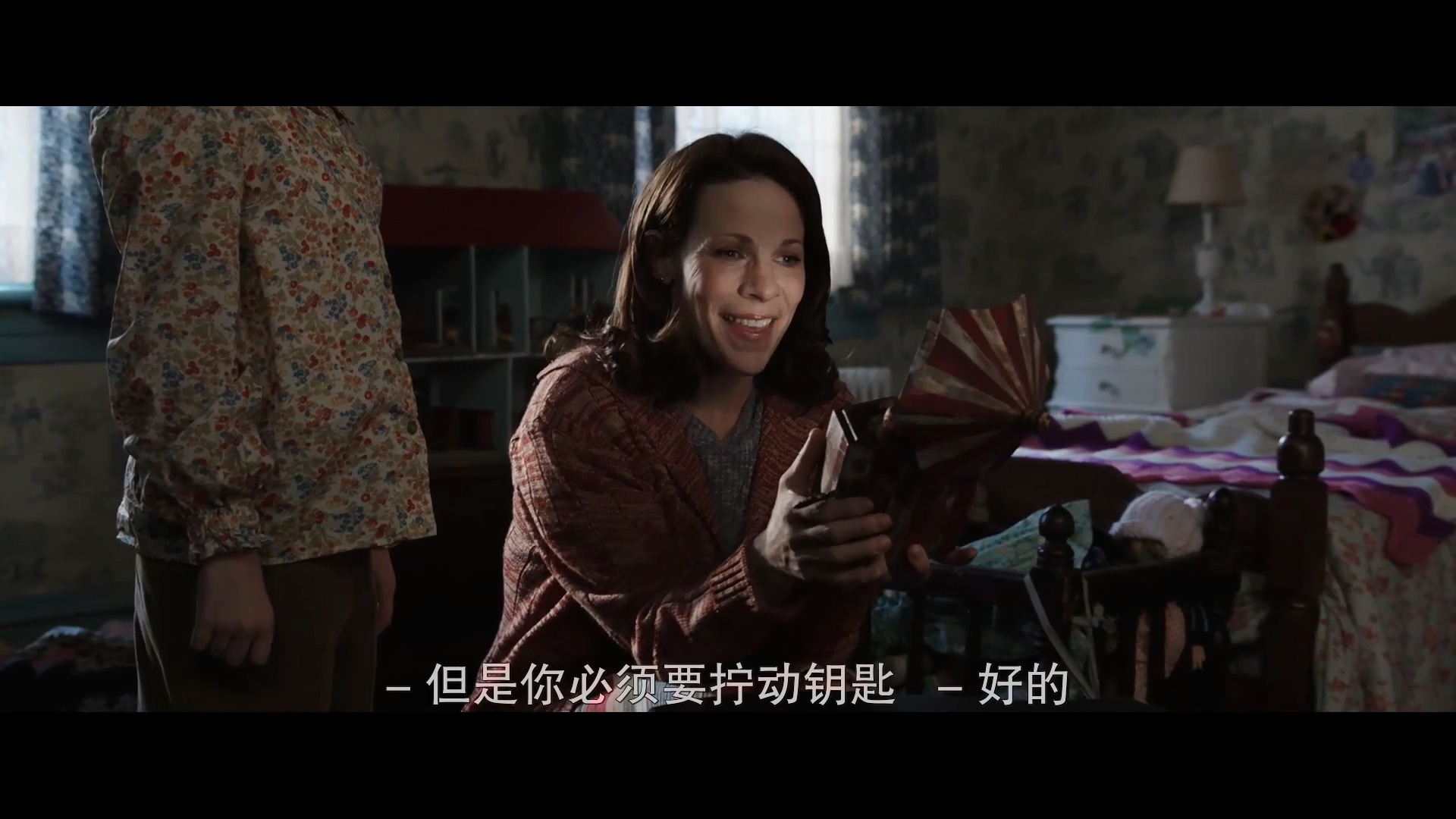 《招魂1》（美国2013年央视国语配音）.mp4_20250329_210031.620.jpg
