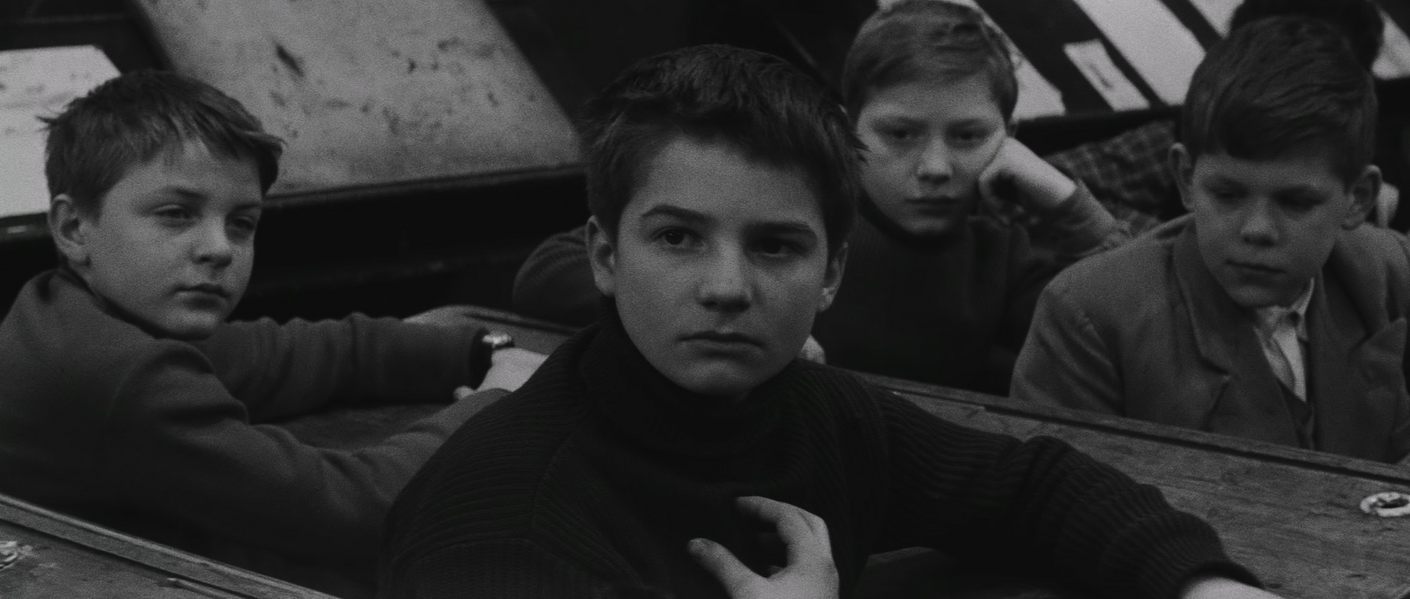 The.400.Blows.1959.BluRay.2160p.DTS-HD.MA1.0.HDR.DoVi.x265.10bit-DreamHD.mkv_202.jpg