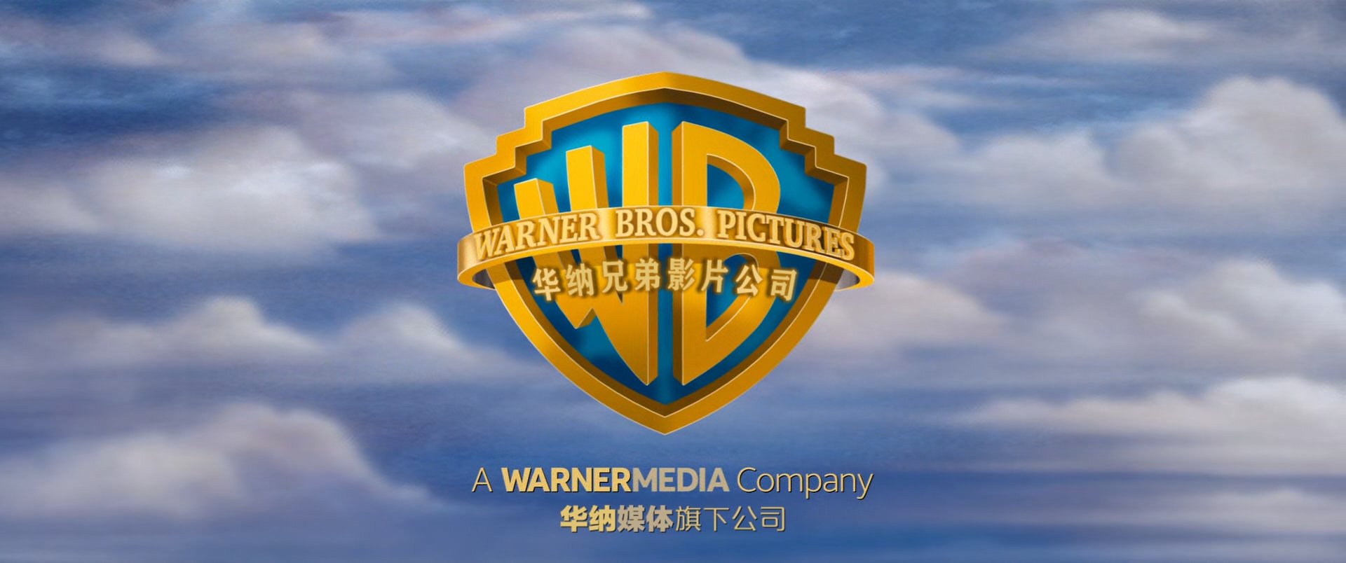 大侦探皮卡丘.Pokemon.Detective.Pikachu.2019.1080p.BluRay.x265.2audio-RARBG特效字.jpg