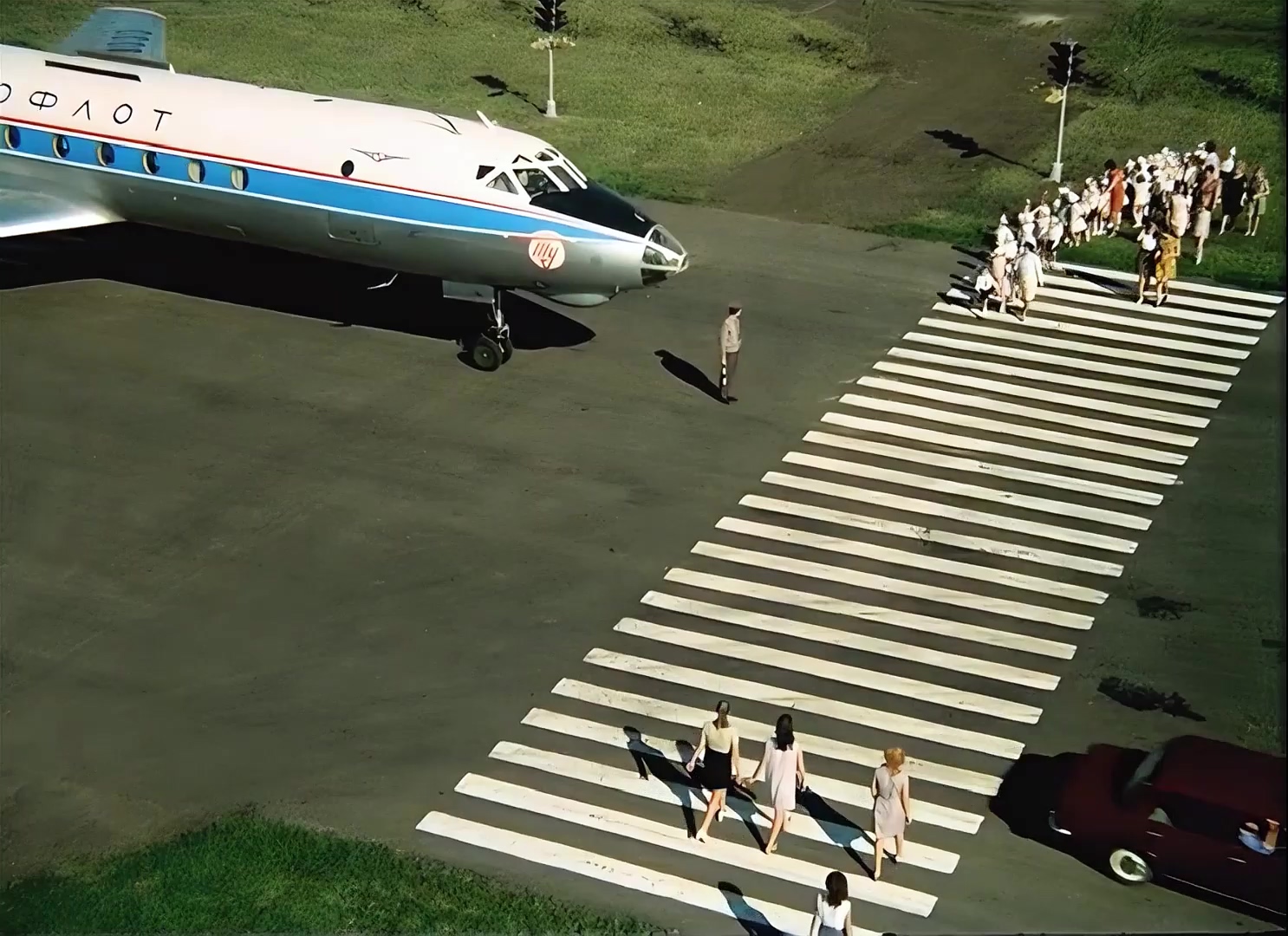 意大利人在俄罗斯的奇遇修复版.mkv_20250401_144944.634.jpg