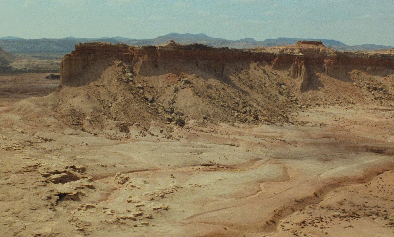 德州巴黎.Paris.Texas.1984.REMASTERED.1080p.BluRay.x265.2audio-RARBG特效字幕.mkv_.jpg