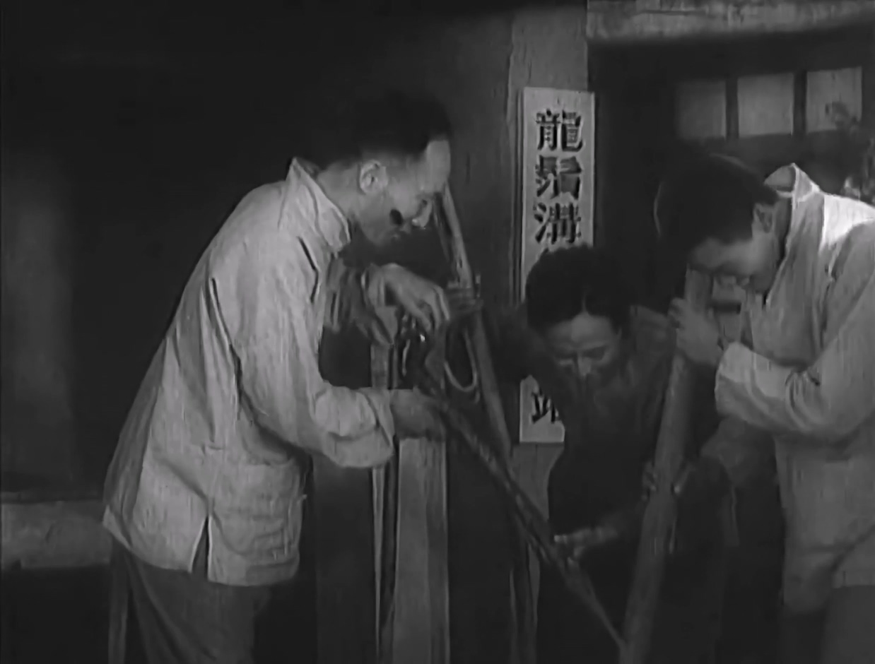 龙须沟.mp4_20250409_105431.053.jpg
