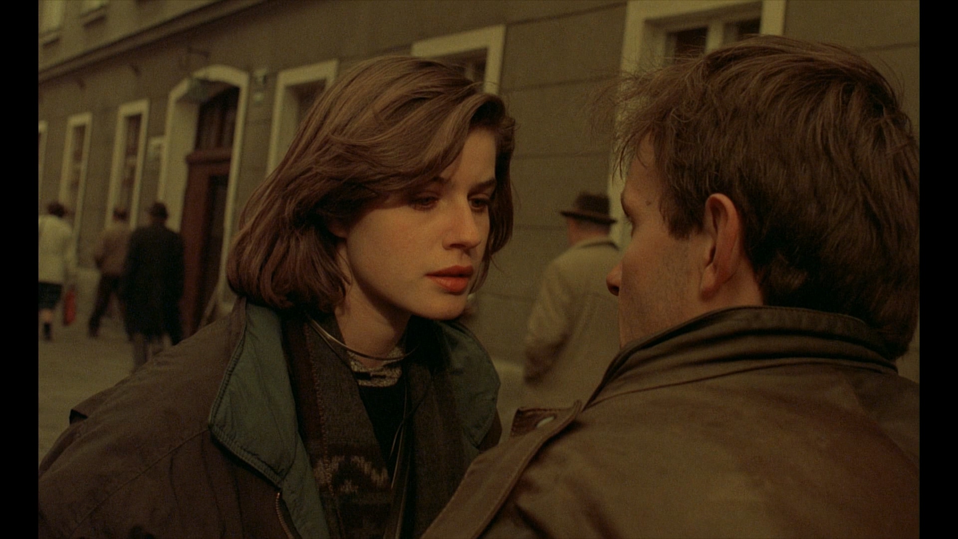 The.Double.Life.of.Veronique.1991.CC.1080p.BluRay.Remux.AVC.DTS-HD.MA.2.0-QuickI.jpg