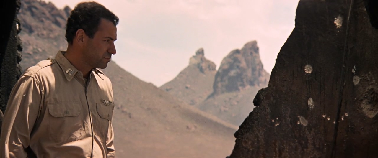 Catch-22.1970.720p.WEB-DL.HDCLUB.mkv_20250413_170035.509.jpg