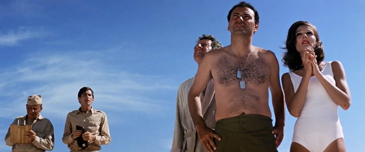 Catch-22.1970.720p.WEB-DL.HDCLUB.mkv_20250413_171639.075.jpg