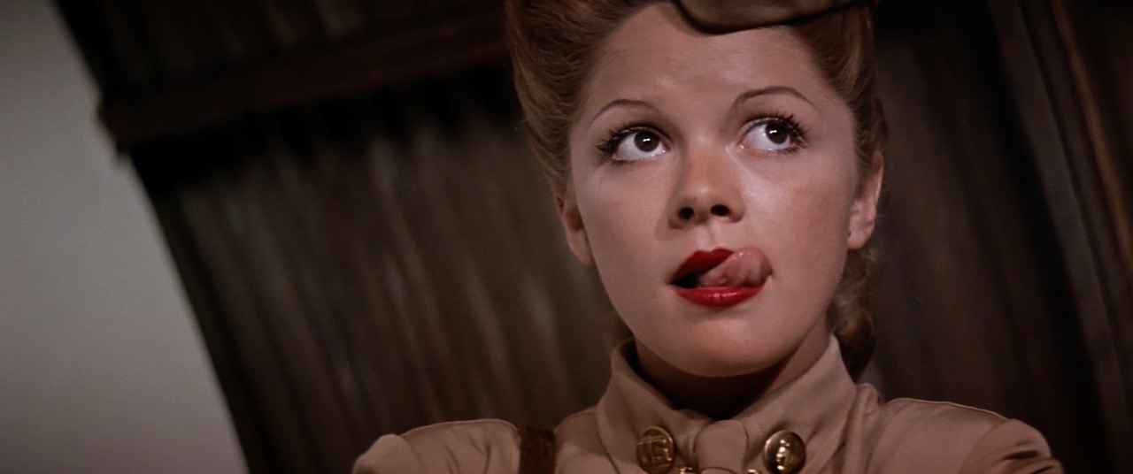 Catch-22.1970.720p.WEB-DL.HDCLUB.mkv_20250413_172015.010.jpg