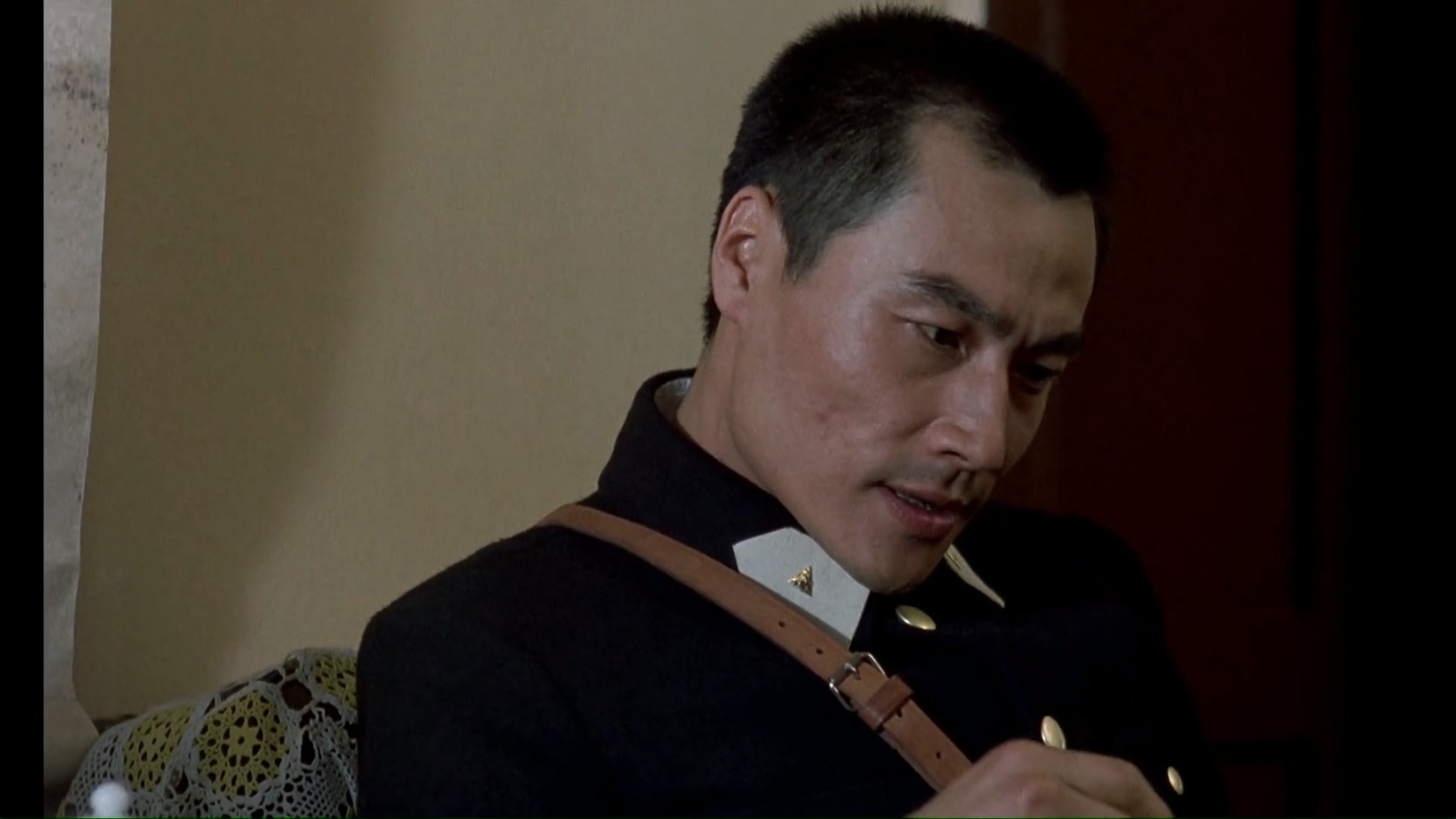 冒险的美国女人.mkv_20250414_114446.523.jpg