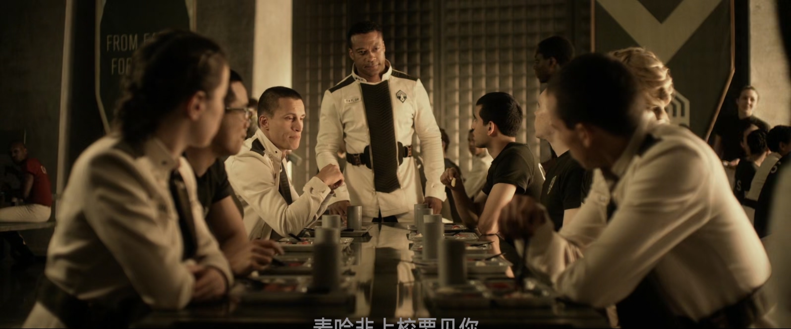 光晕4：航向黎明号.Halo.4.Forward.Unto.Dawn.2012.REMASTERED.1080p.BluRay.x265.2au.jpg