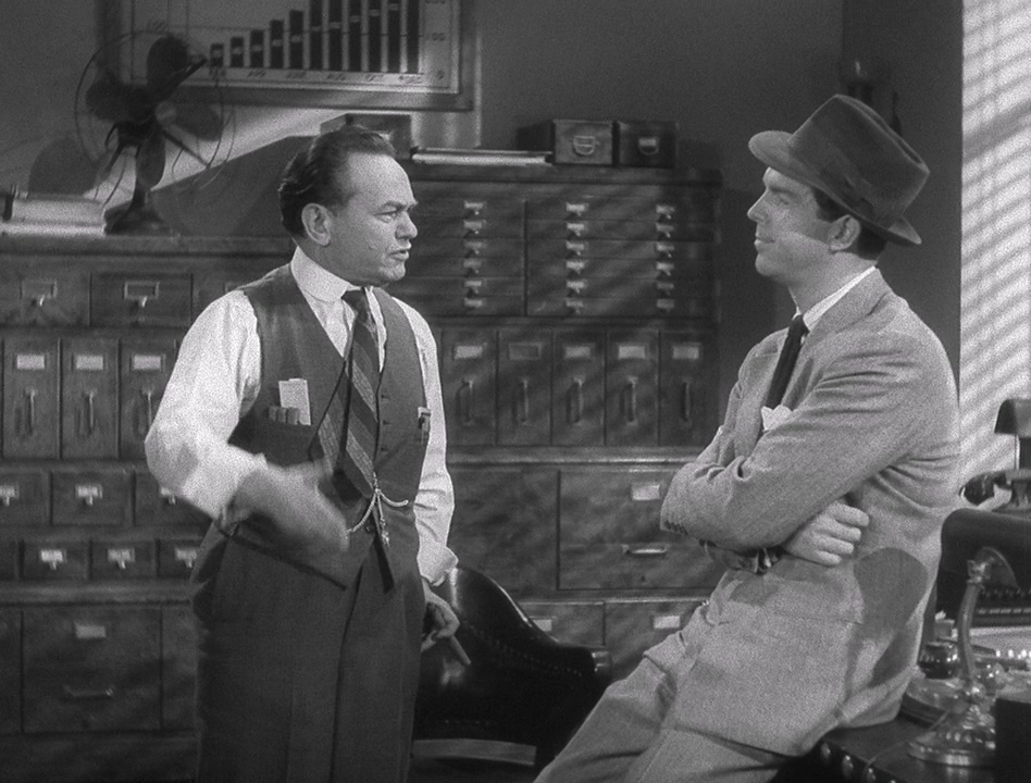 Double.Indemnity.1944.720p.BluRay.x264.DTS-WiKi.mkv_20250417_193907.265.jpg