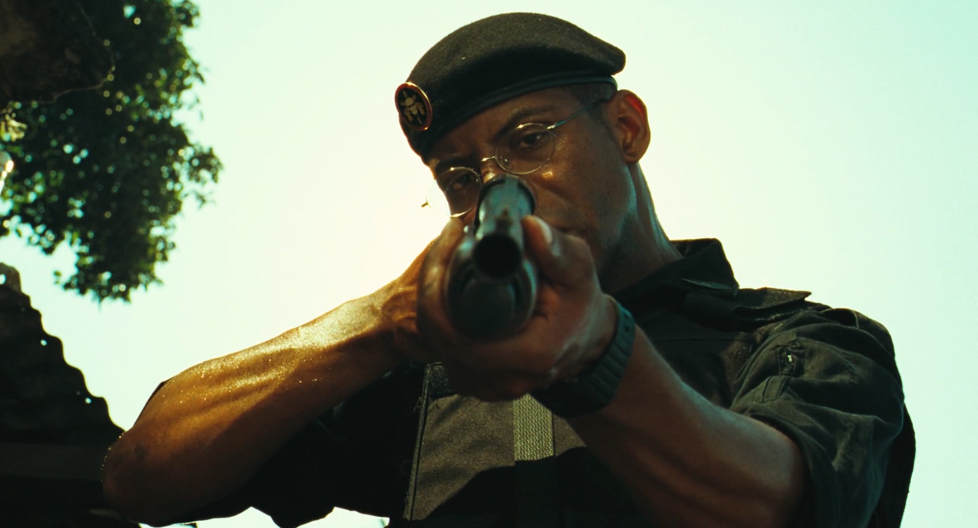 Tropa.de.Elite.2007.1080p.BluRay.x264.DTS-HDChina.mkv_20250417_223047.196.jpg