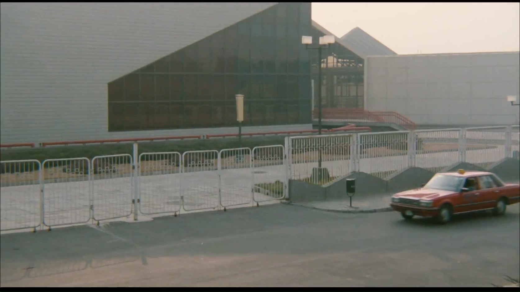 女人TAXI女人.Woman-Taxi-Woman.1991.HD.1080p.x264.AAC.mkv_20250418_112853.738.jpg