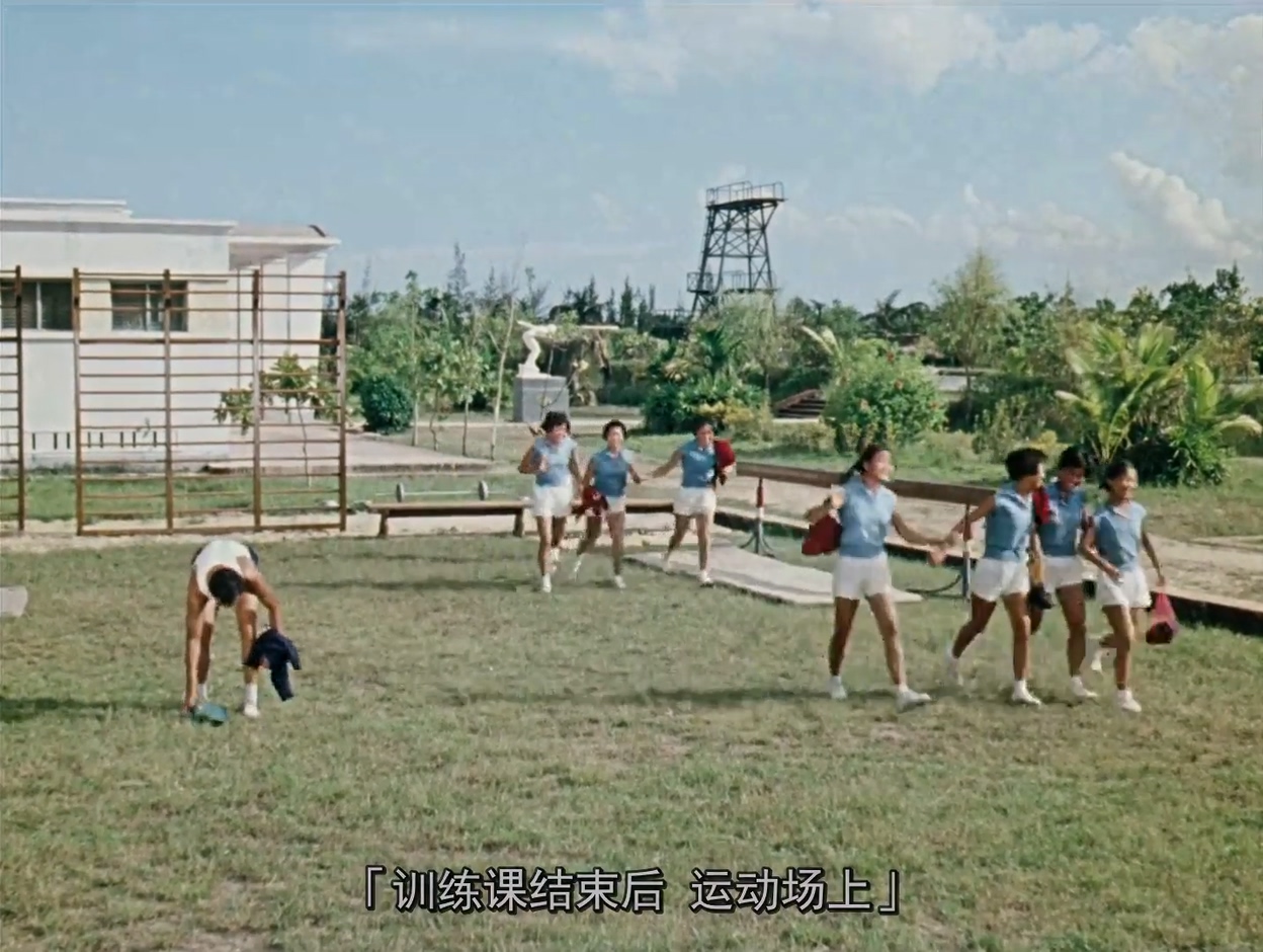 [硬字幕]女跳水队员.1964.笑志狂谈详解字幕版.mp4_20250418_120026.165.jpg