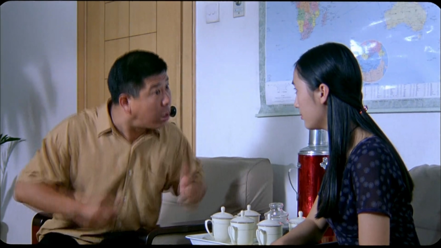 能人于四.mkv_20250420_114453.549.jpg