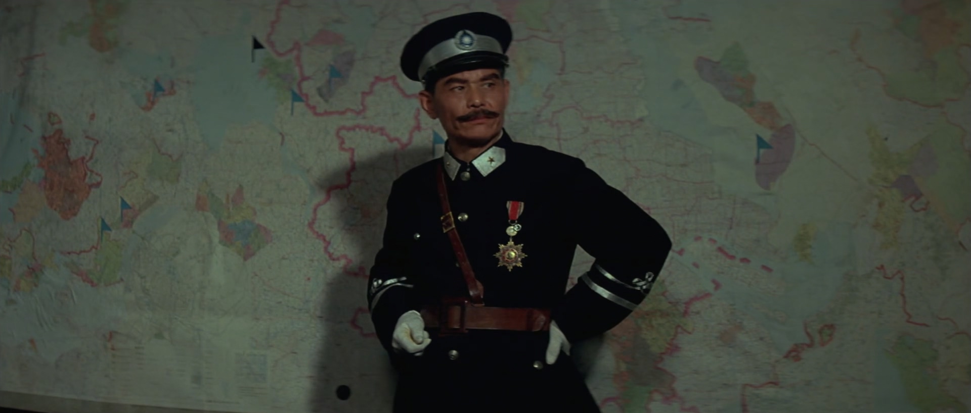 【特殊身份的警官】A.Policeman.with.a.Special.Identity.1982.WEB-DL.1080P.H265.潇.jpg