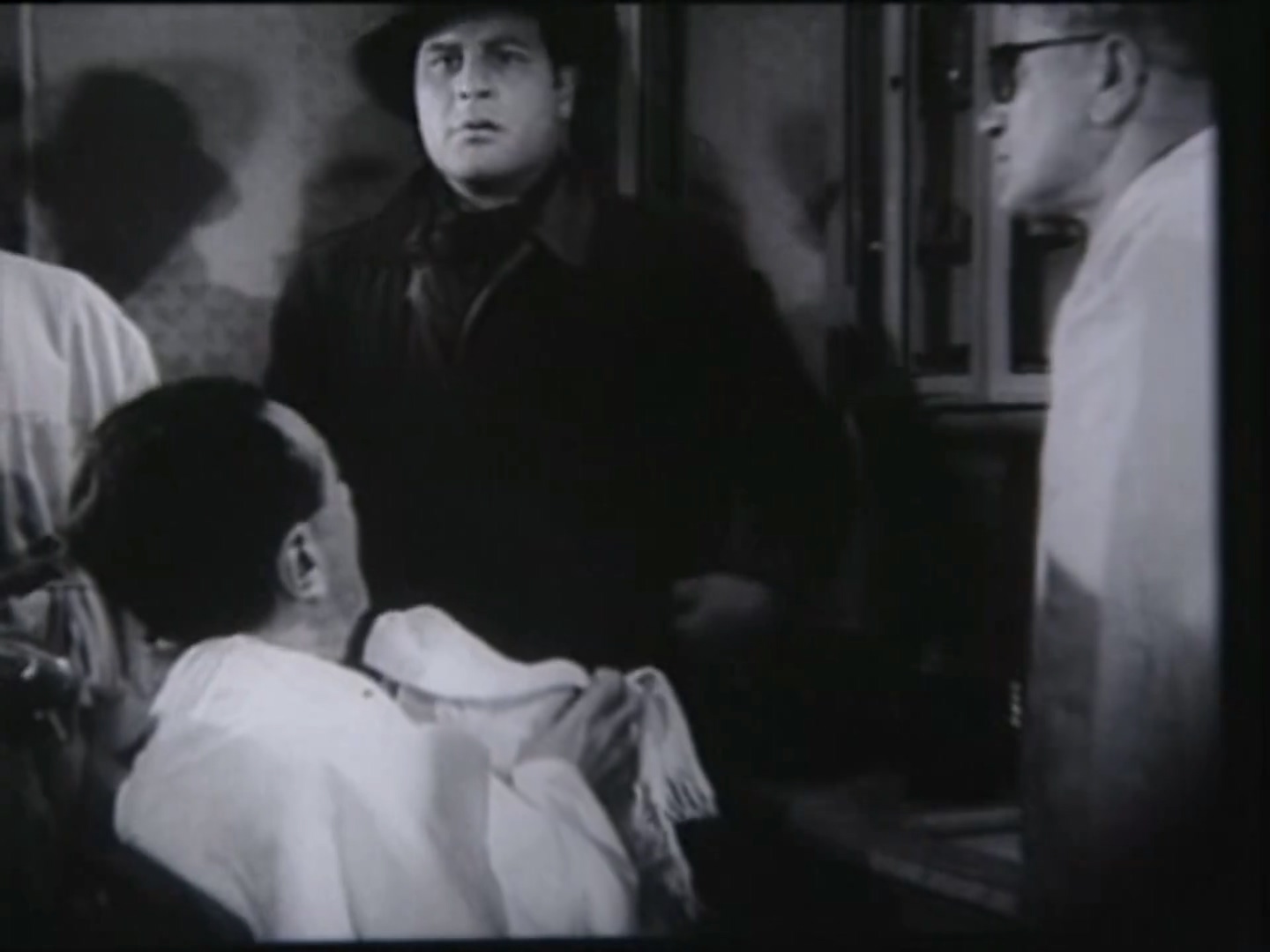 经典译制片 大与小 1956.mp4_20250506_161634.504.jpg