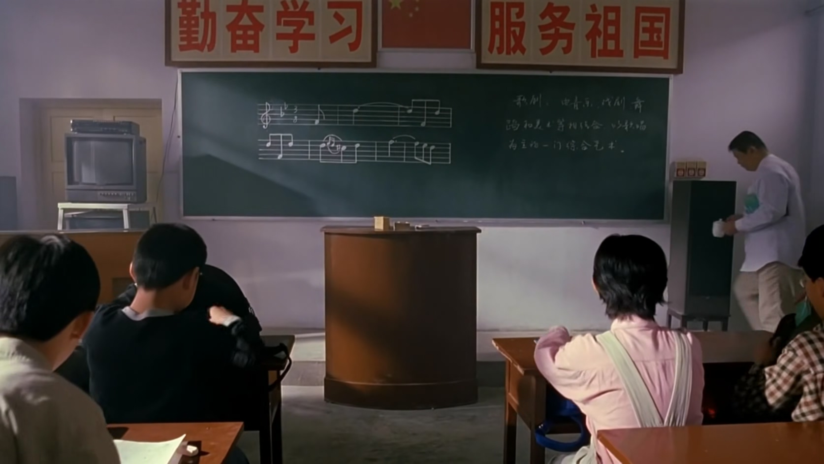 谁说我不在乎.WHO CARES.2001.WEB4K.1080p.x265(10).AAC.NT-Zws.国语无字.mkv_2025050.jpg