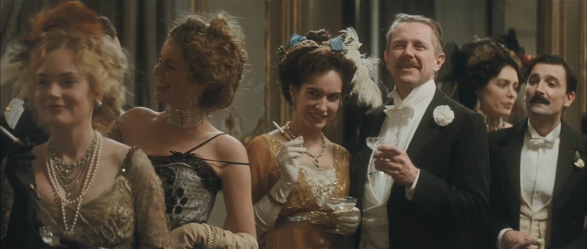 S 时尚先锋香奈儿-2009.mkv_20250508_164716.149.jpg