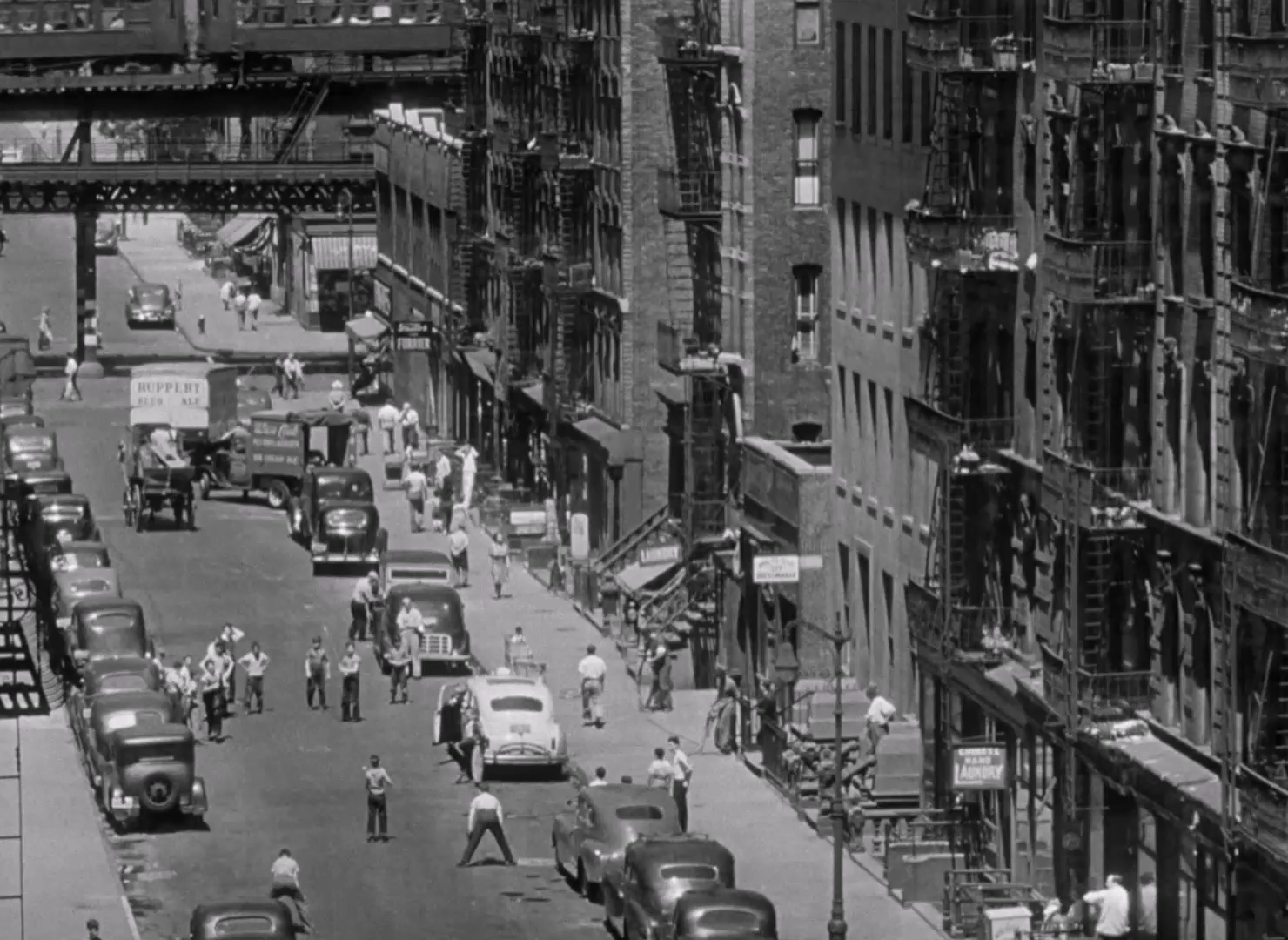 窗 1080p 1949.mp4_20250516_003001.629.jpg