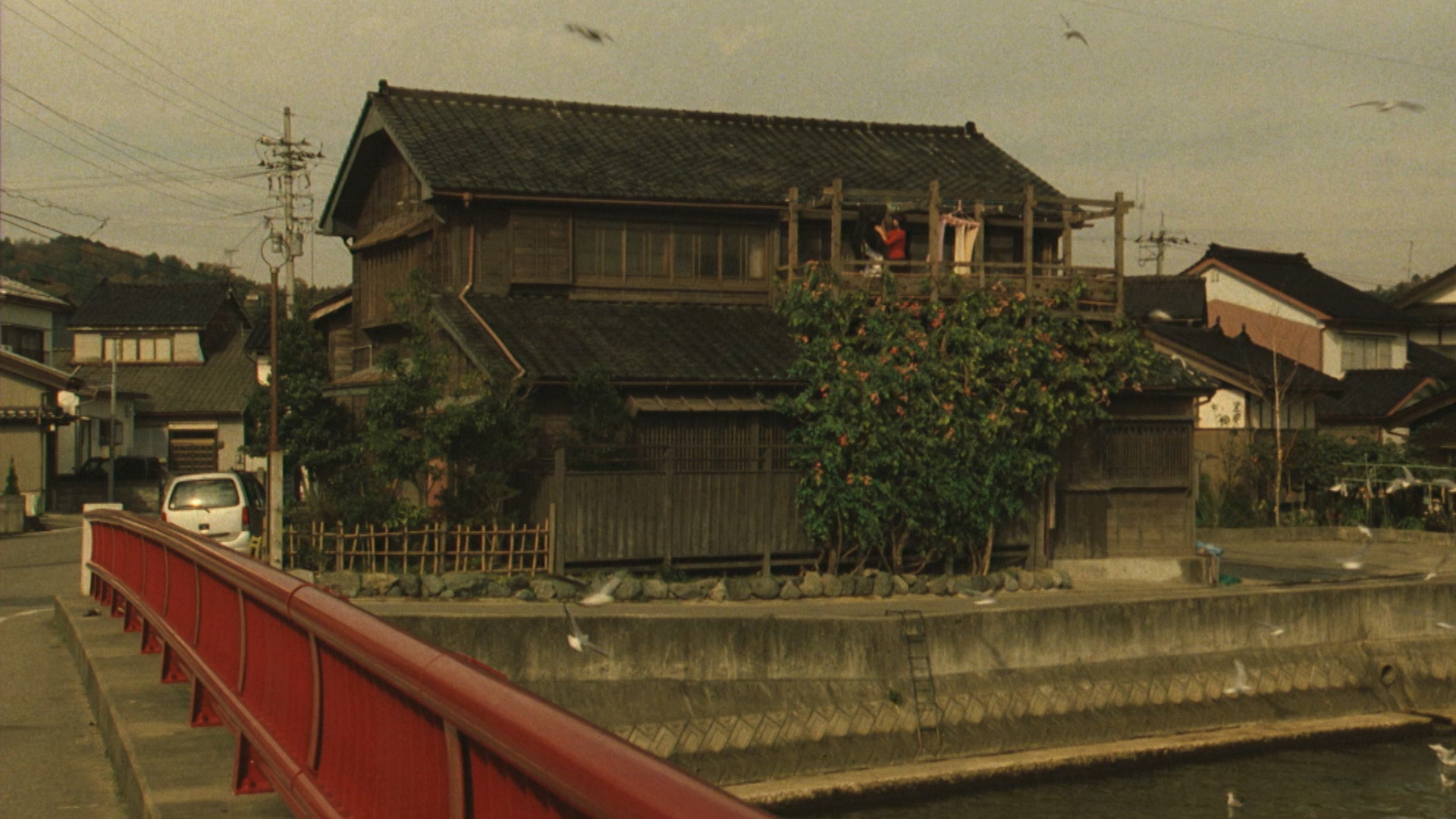 Warm.Water.Under.a.Red.Bridge.2001.BluRay.1080p.DTS-HD.MA.2.0.x265.10bit-ALT.mkv.jpg