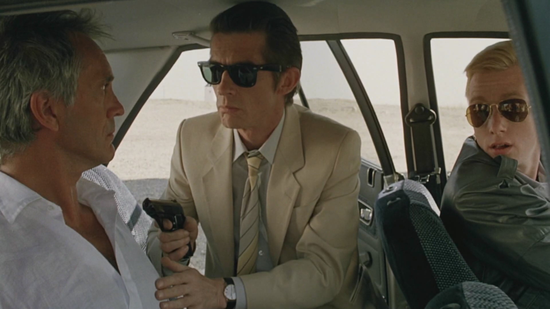 打击惊魂.The Hit.1984.BD1080p.中英双字.mp4_20250530_214132.009.jpg