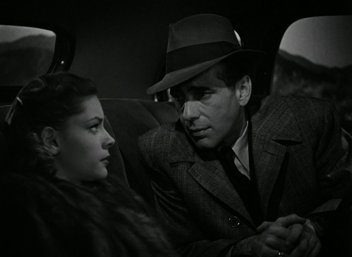 The.Big.Sleep.1946.1080p.BluRay.x265.10bit.FLAC.2.0-SONYHD.mkv_20250619_192542.612.jpg
