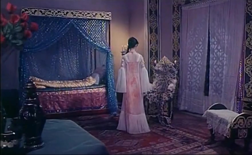 艾力甫与赛乃姆.1981.mp4_20250624_195952.416.jpg