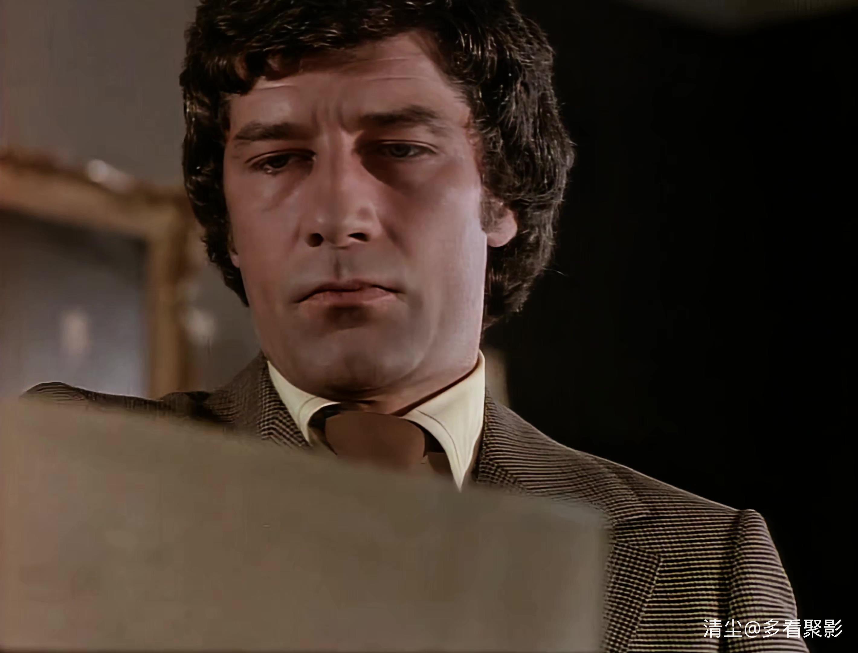 05 鸟中之王 Cat Amongst the Pigeons.mkv_20251029_151853.517.jpg 05 鸟中之王 Cat Amongst the Pigeons.mkv_20251029_151853.517.jpg