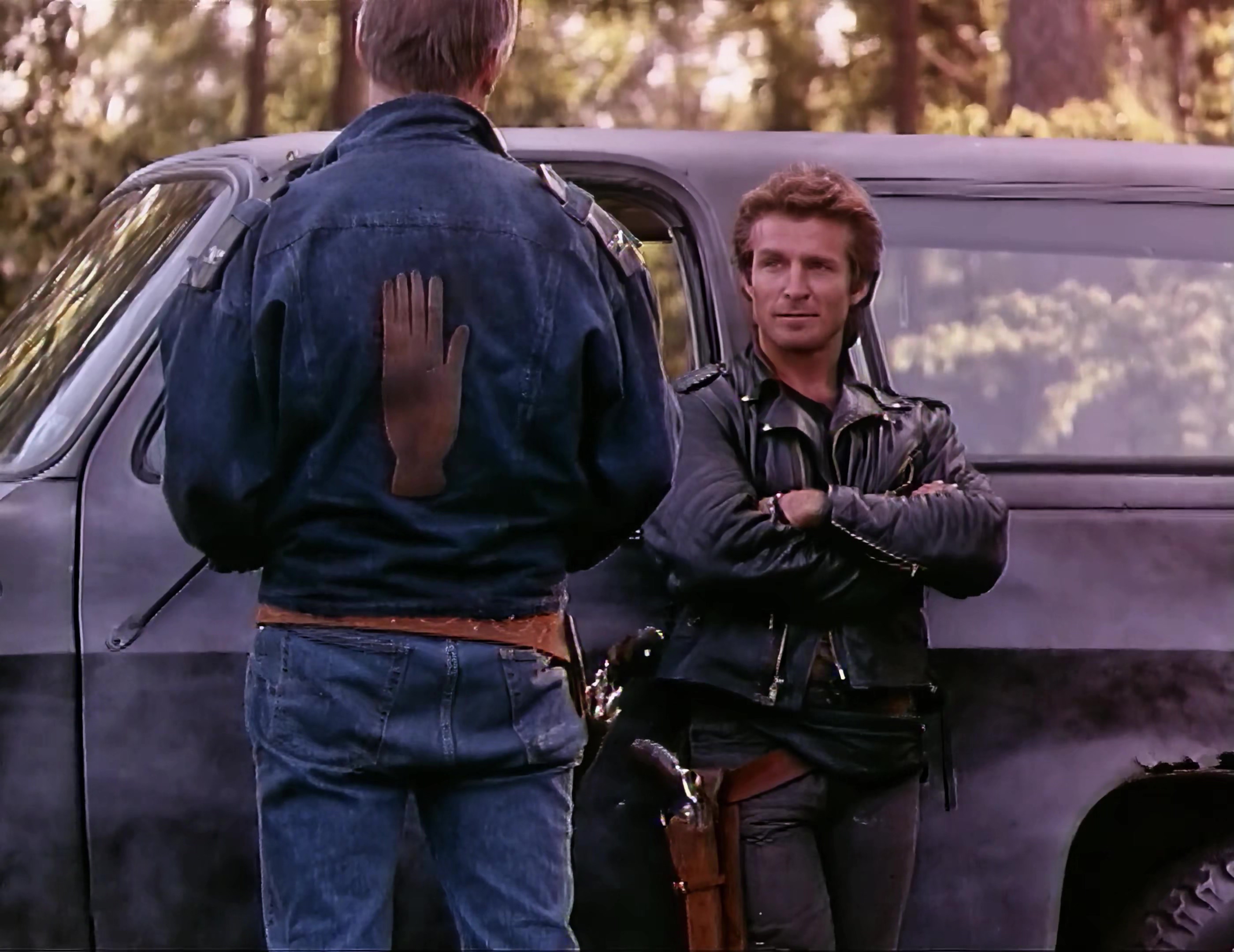 1990 机械手臂2 机器特勤组 Future.Zone.mp4_20260105_182550.014.jpg