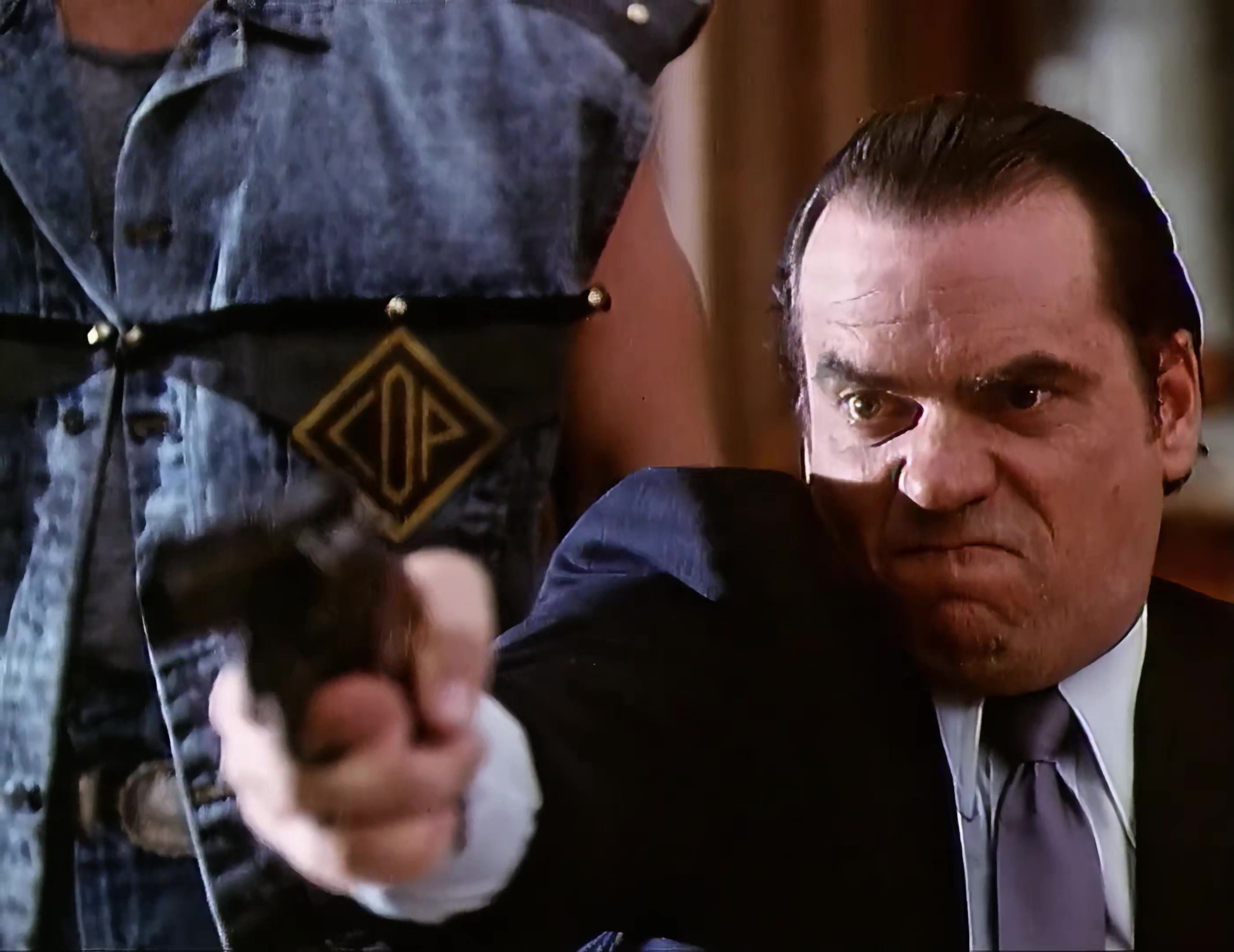 1990 机械手臂2 机器特勤组 Future.Zone.mp4_20260105_182832.930.jpg