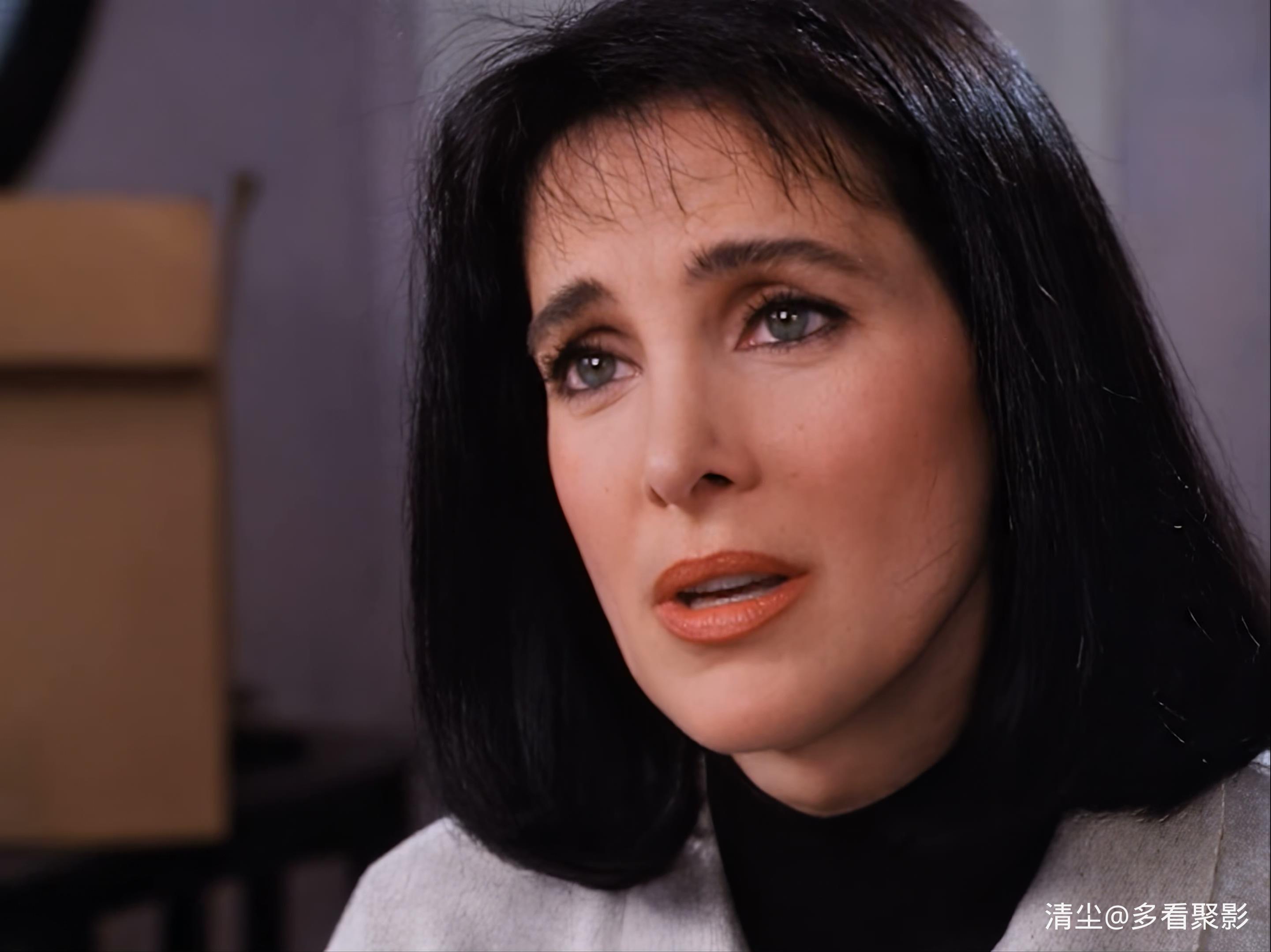 1994 情欲隔墙花 She Led Two Lives.mkv_20260213_163611.458.jpg