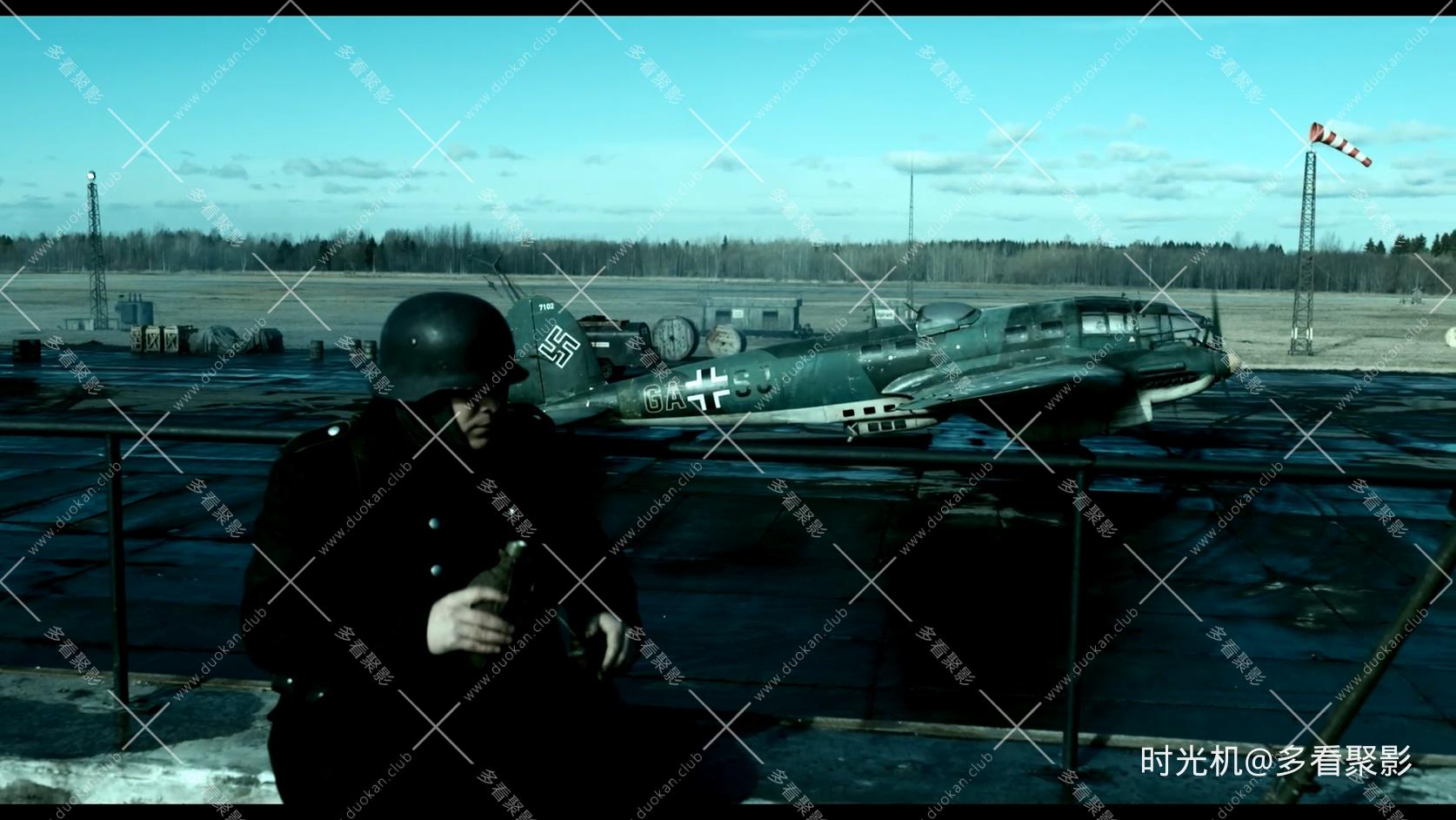 德维塔耶夫.Devyatayev.2021.1080p.KION.WEB-DL.H264.AC3.2Audio-EniaHD.mkv_20260425.jpg