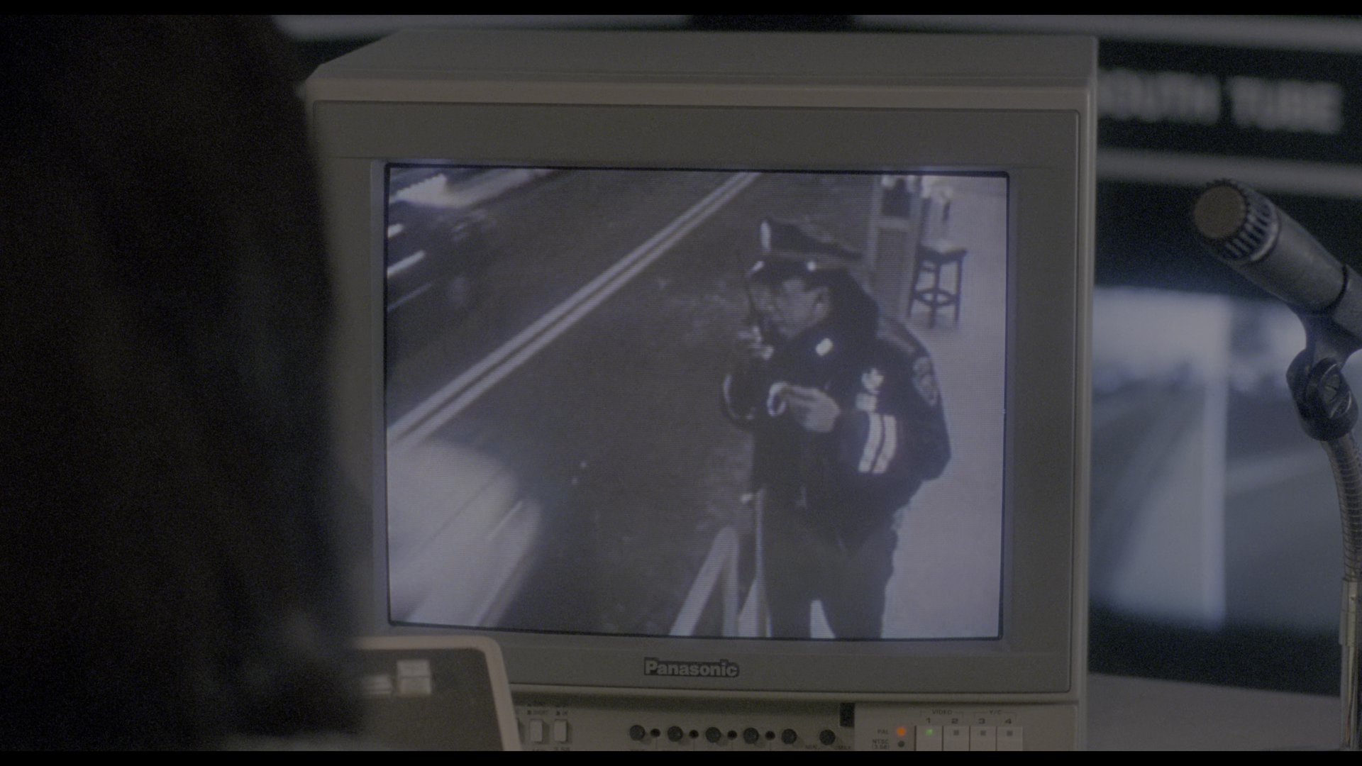 十万火急 (1996) [tmdb=11228].mkv_000356.722.png