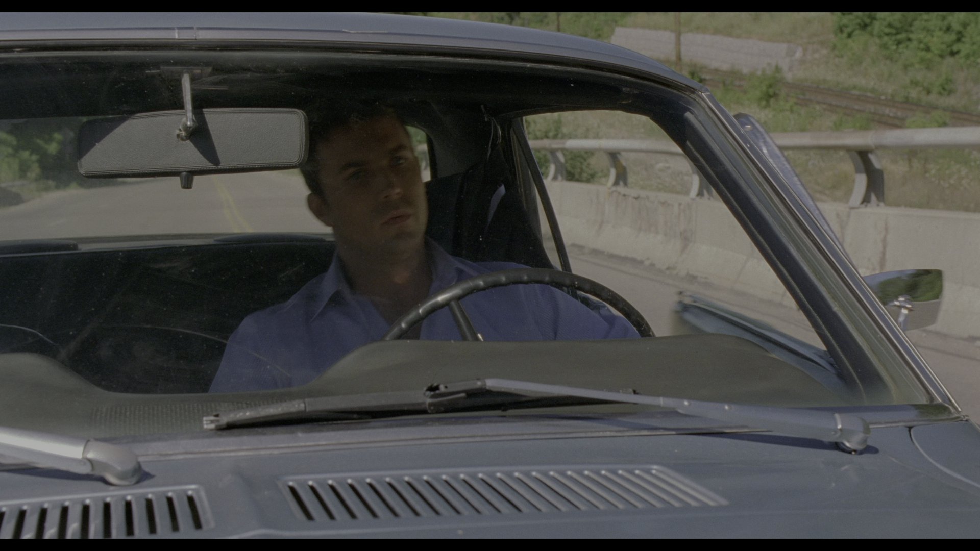 致命弯道 (2003) [tmdb=9902].mkv_000650.145.png