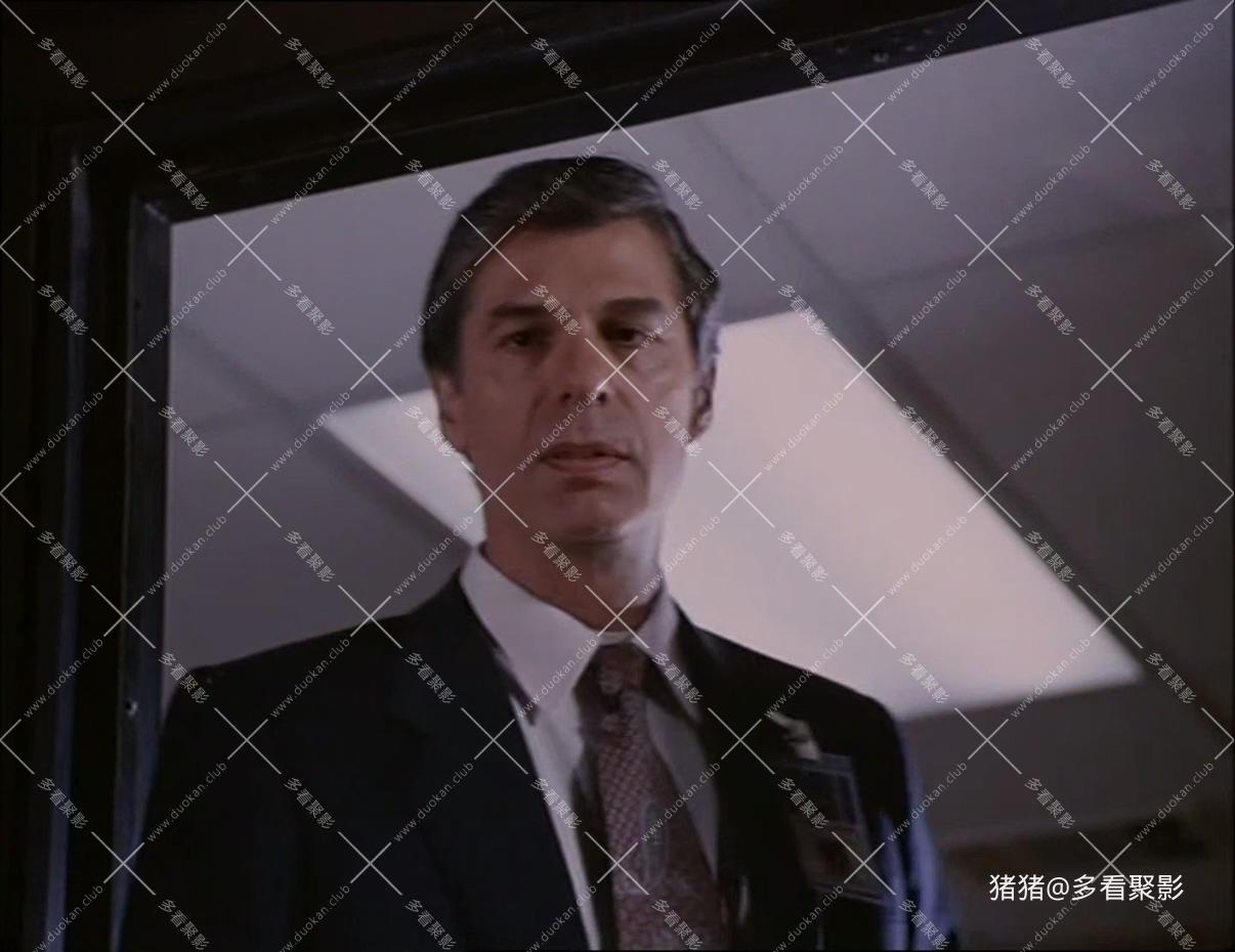 孤D英X.Open.Fire.1994.1080p.2Audio.mkv_20260805_172323.691.jpg